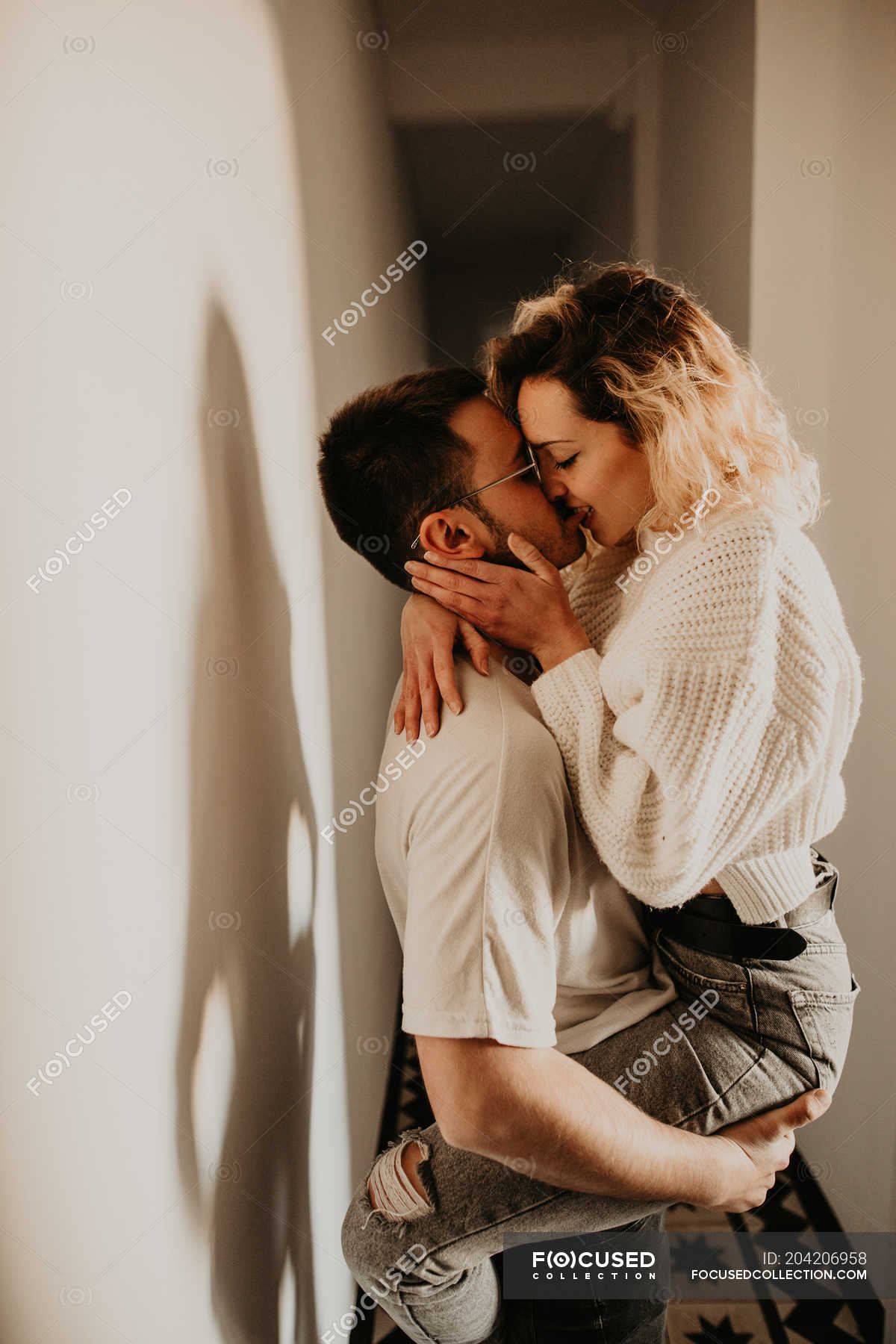 https://st.focusedcollection.com/9163412/i/1800/focused_204206958-stock-photo-passionate-man-woman-embracing-kissing.jpg