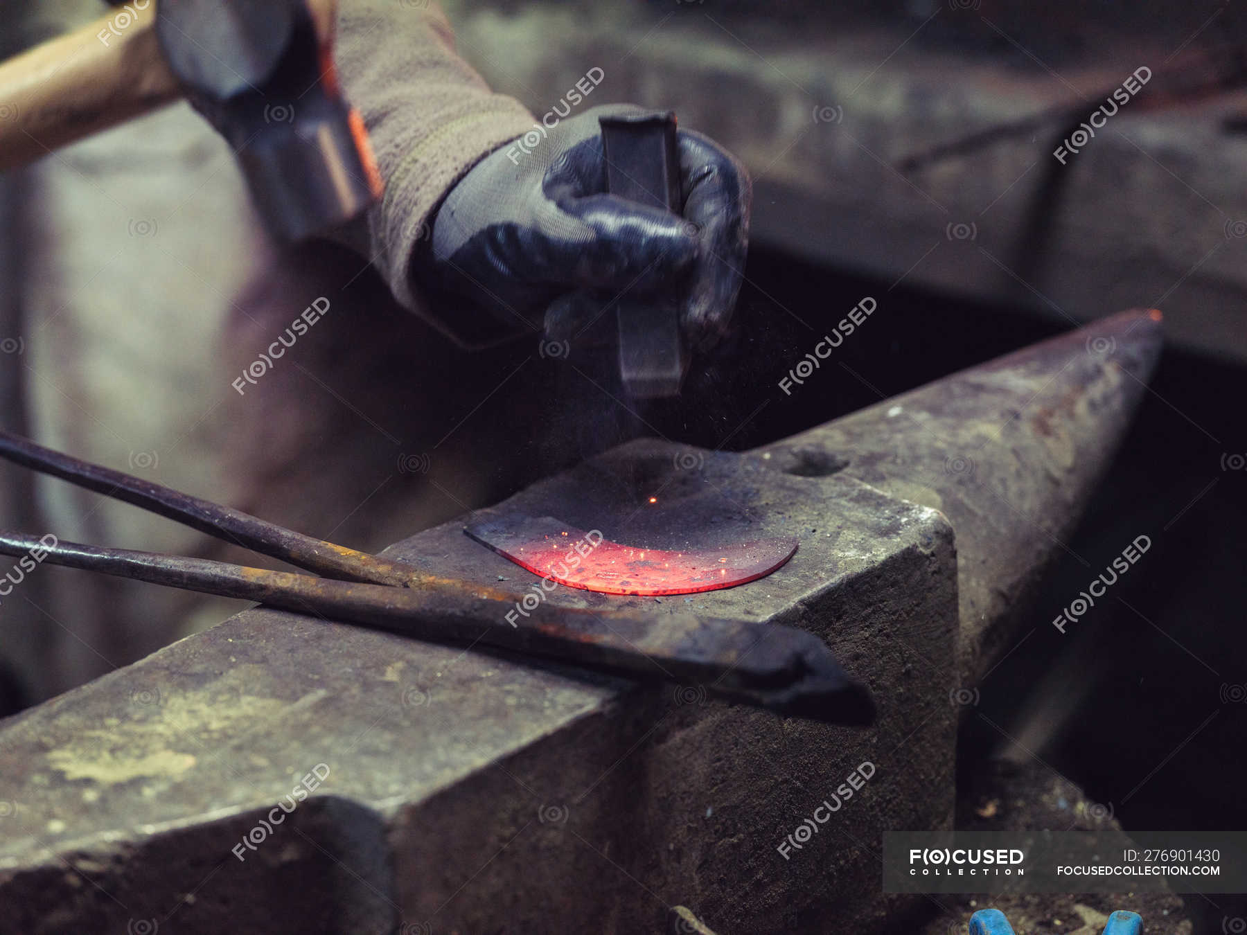 metal forging gloves