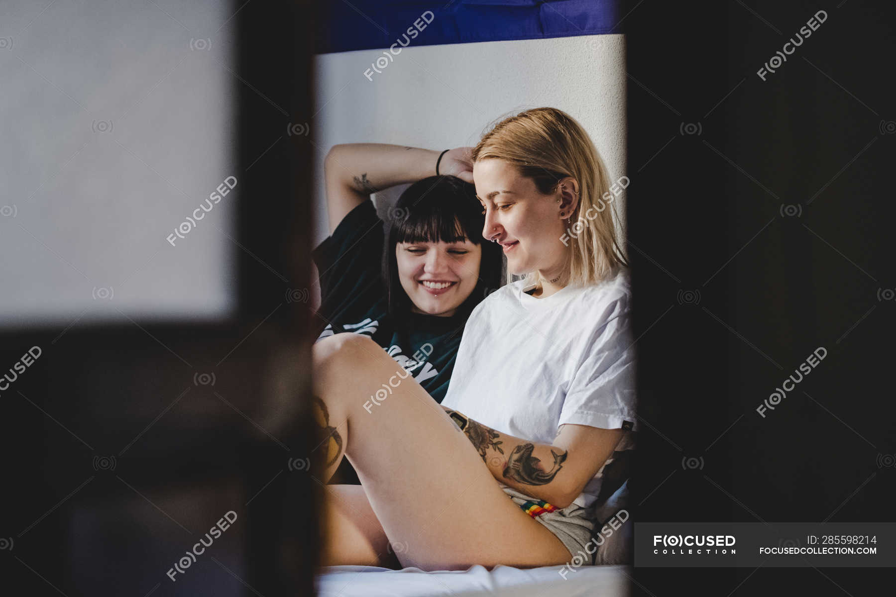 Younglesbians