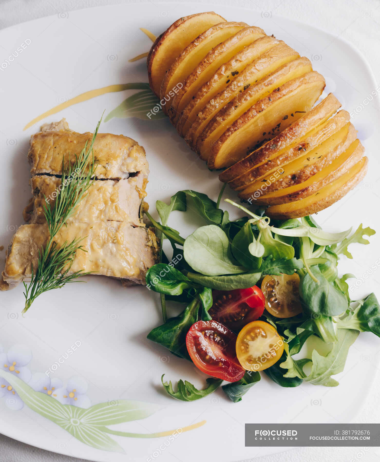 Featured image of post How to Make Hasselback Potatoes With Chicken Stock