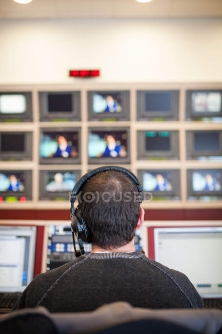 Professionelle TV-Studioausstattung — Stockfoto