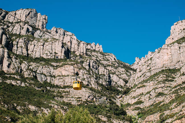 Téléphérique à Montserrat montagnes — Photo de stock