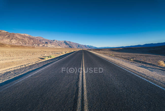 Дорога в Долине Смерти — стоковое фото