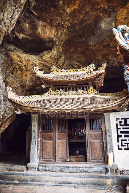Bich Донг Pagoda у В'єтнамі — стокове фото