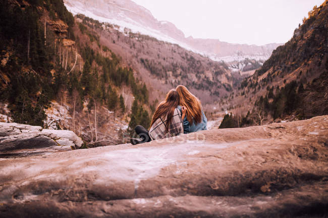 Young girls in in mountains — Stock Photo