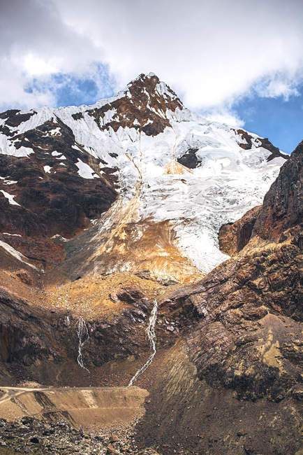 Montanhas nevadas em Huaraz — Fotografia de Stock
