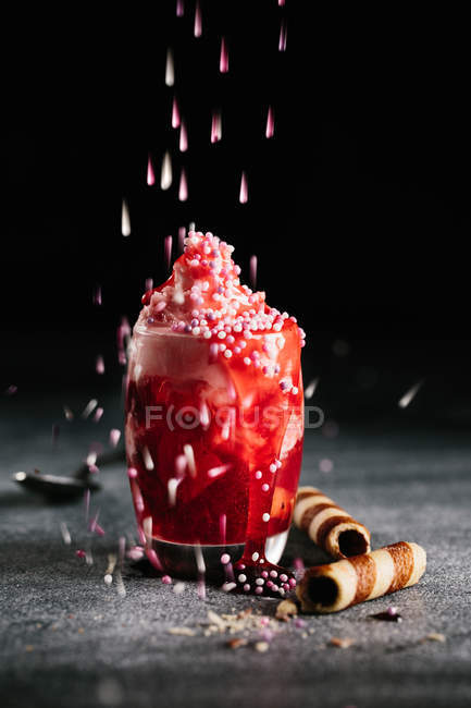 Glace aux fraises — Photo de stock