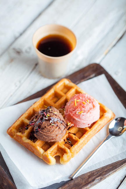 Waffles with ice cream — Stock Photo
