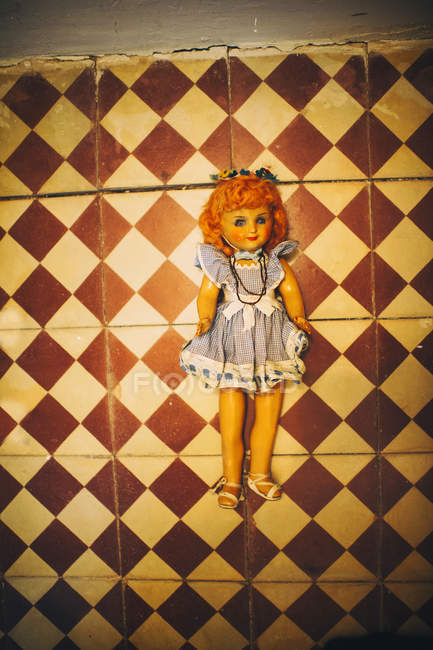 Abandoned creepy doll on floor — evil, Cruel - Stock Photo | #163562286