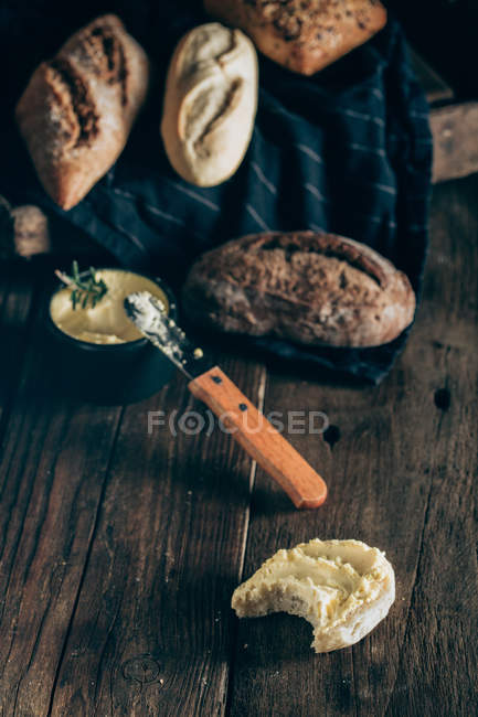 Different types of bread — Stock Photo