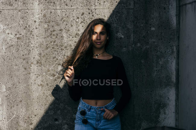 Confident young girl posing — Stock Photo