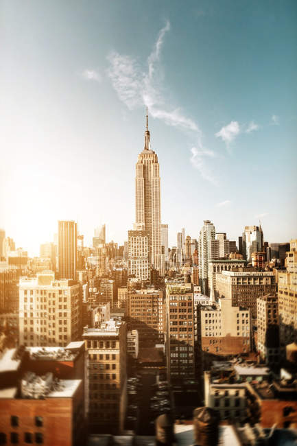 Skyline di Manhattan in una giornata estiva — Foto stock