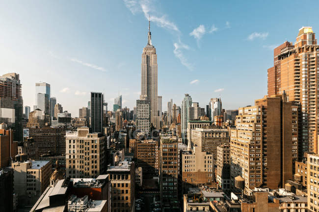Manhattan Skyline in a Summer Day — Stock Photo