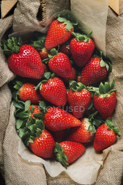 Strawberries in wooden box — Stock Photo