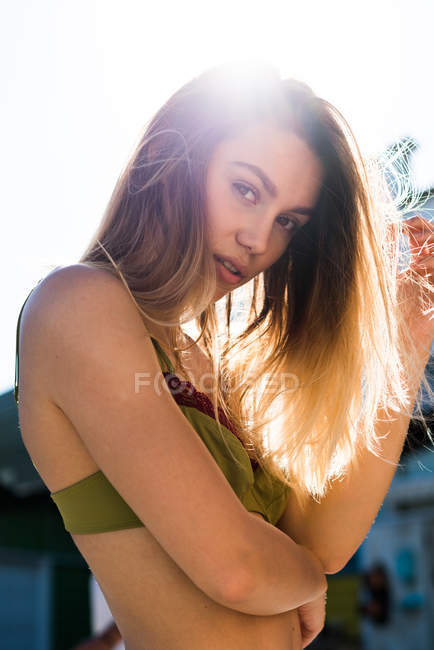 Young lovely girl — Stock Photo