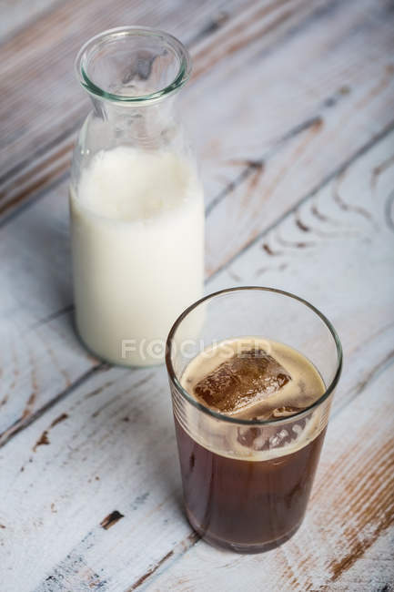 Холодный кофе с молоком — стоковое фото