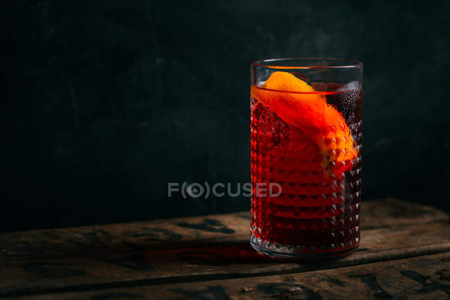 Cocktail Negroni, à l'ancienne — Photo de stock