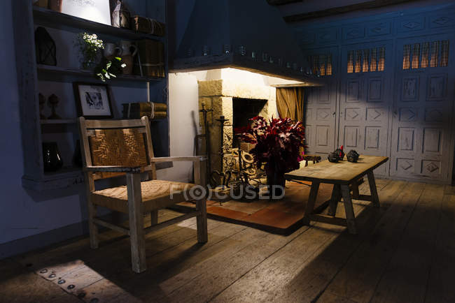 Wooden decor in interior — Stock Photo