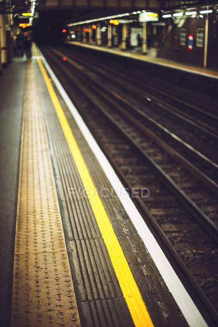 Залізниця в Лондоні під землею — стокове фото