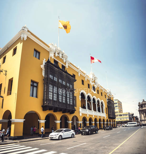 LIMA, PERU - DECEMBER 26, 2016: Exterior view of Town Hall — Stock Photo