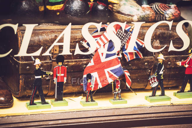 Loja-janela de loja de brinquedos clássicos . — Fotografia de Stock