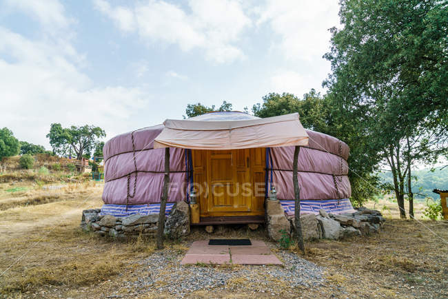 Yurt tent entrance in woods — Stock Photo