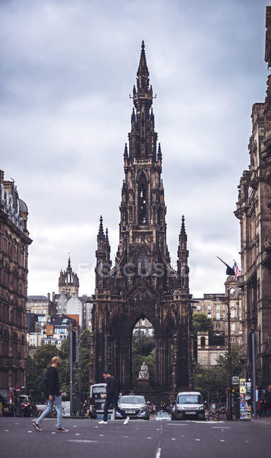 EDINBURGH, SCOTLAND - AUGUST 28, 2017:Tower of Walter Scott monument in Edinburgh — Stock Photo