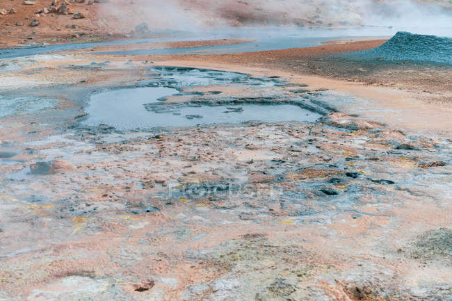 Steaming sulfur pools — Stock Photo
