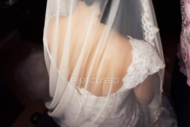Crop unrecognizable bride, back view — Stock Photo