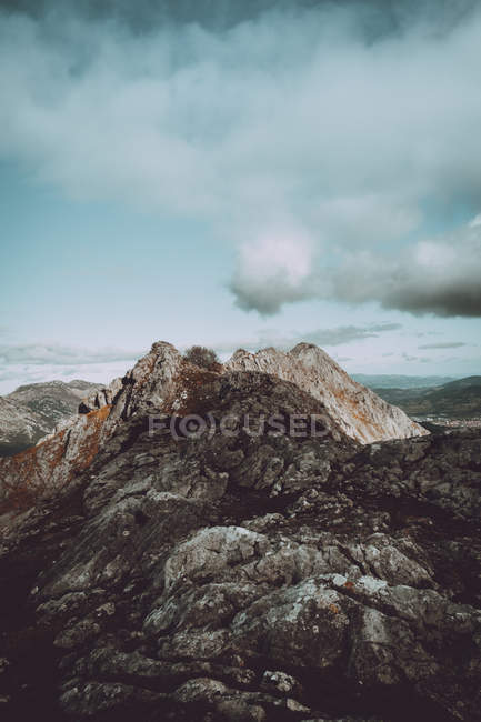 Скалистая вершина — стоковое фото