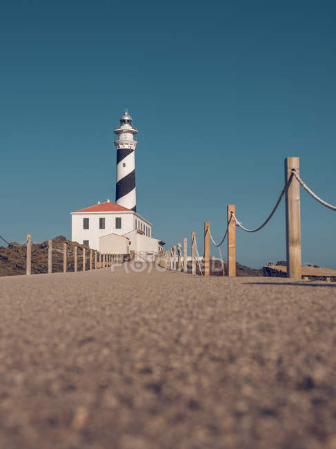 Road to lighthouse tower — Stock Photo