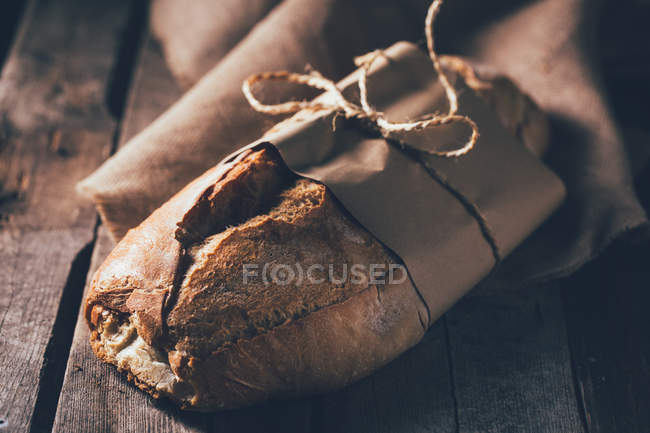 Rustic bread loaf — Stock Photo