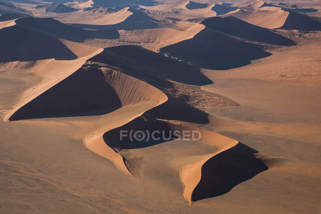 Dune di sabbia del deserto secco — Foto stock