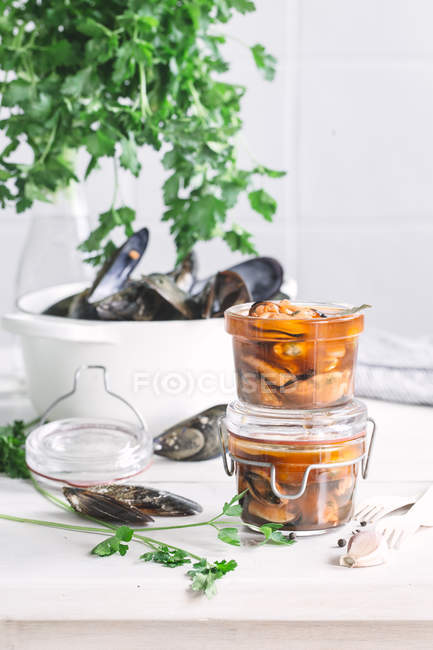 Moules en pots de verre — Photo de stock