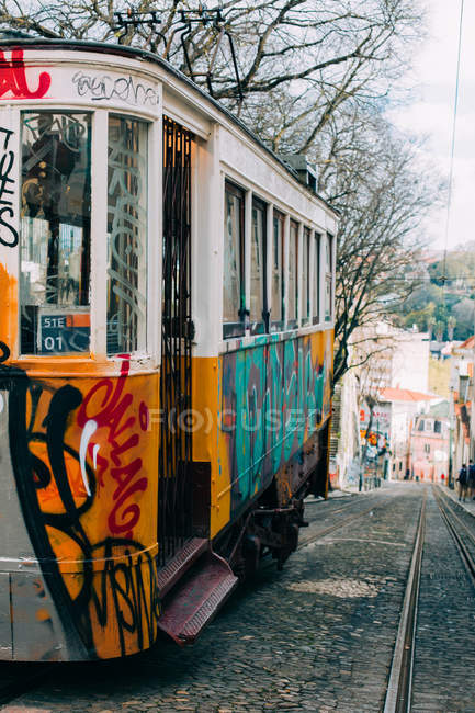 Традиционный ретро трамвай — стоковое фото
