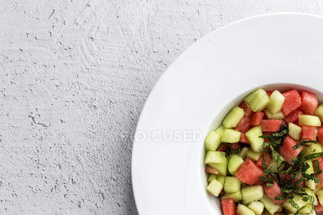 Mix Layout creativo fatto di anguria fresca e melone. Posa piatta. — Foto stock