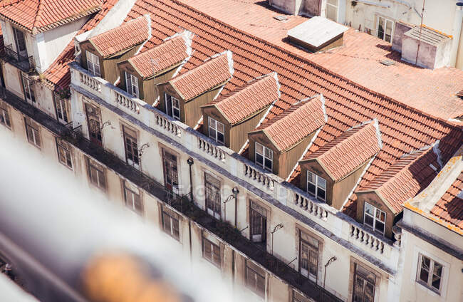 Vue de dessus de la rue avec des maisons au Portugal — Photo de stock