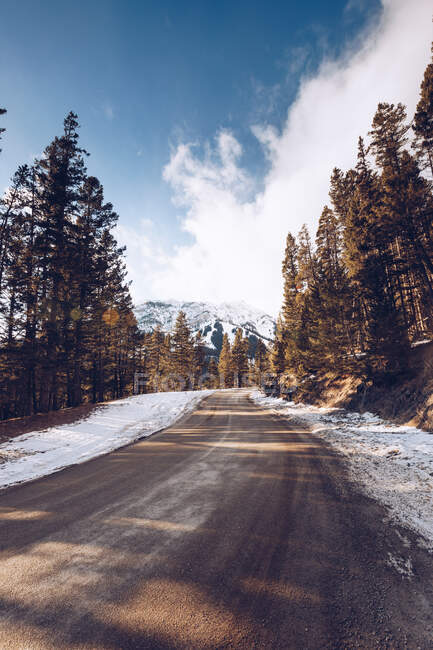 Snowy road in Canada — Stock Photo
