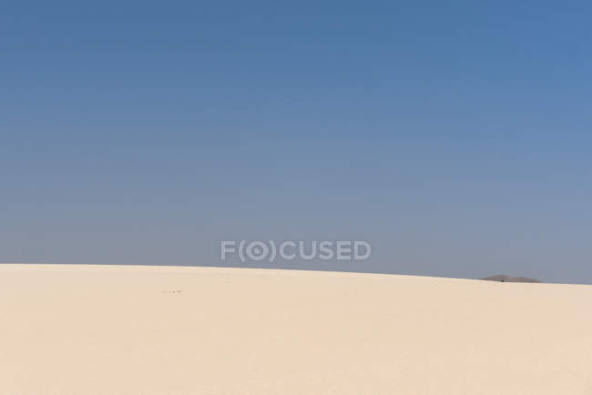 Dune infinite e cielo blu, Isole Canarie — Foto stock