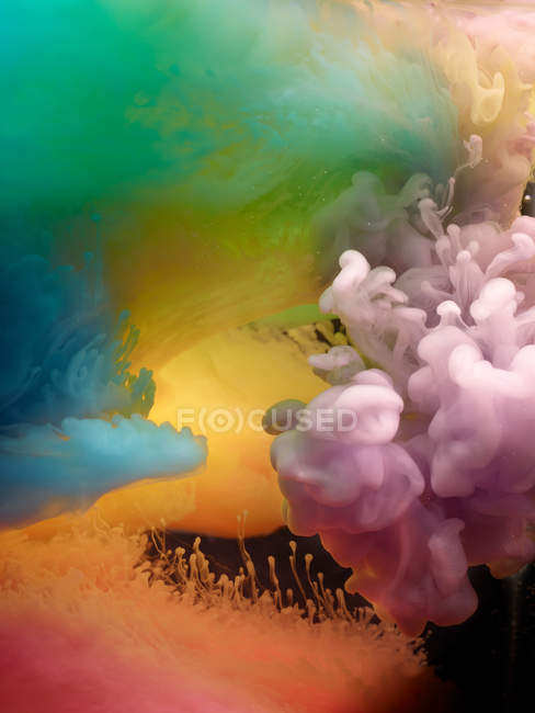 Fundo de nuvens de fumaça coloridas vívidas — Fotografia de Stock
