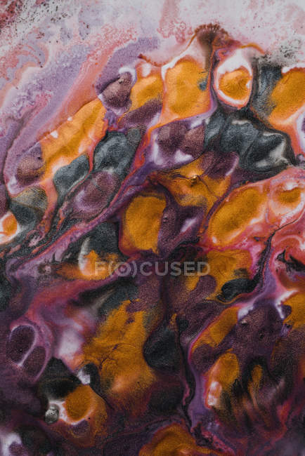 Fundo abstrato de derramamentos vívidos de pigmento metálico incrível — Fotografia de Stock