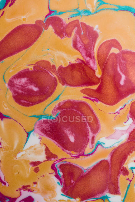 Fundo abstrato de derramamentos vívidos de pigmento colorido incrível — Fotografia de Stock