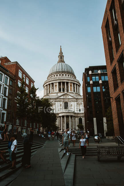 LONDON, UNITED KINGDOM - OCTOBER 23, 2018: Facade of amazical Cathedral — стокове фото
