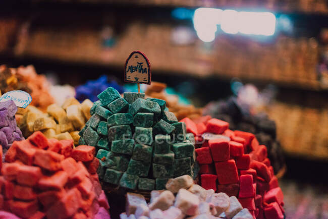 Магазин з різними цукерками — стокове фото