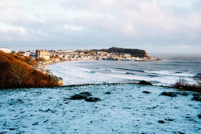 Picturesque seacoast back bay in Yorkshire, England — Stock Photo