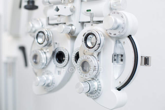Vista ravvicinata dei dispositivi di optometria — Foto stock
