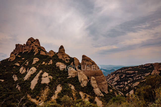 Paisaje de las montañas de Montserrat, Cataluña, España - foto de stock