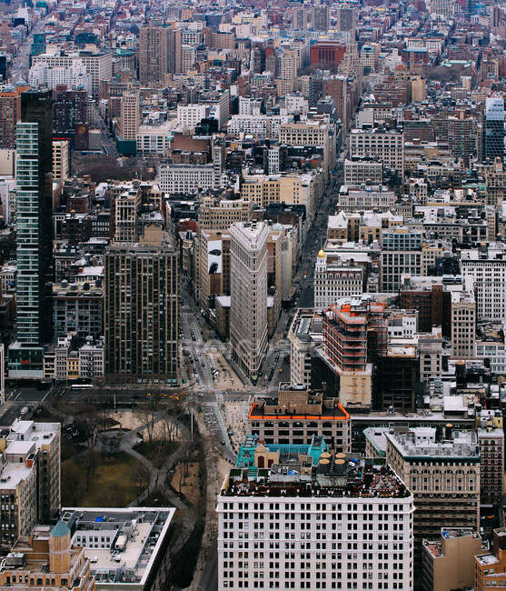 Architecture of modern Manhattan borough — Stock Photo