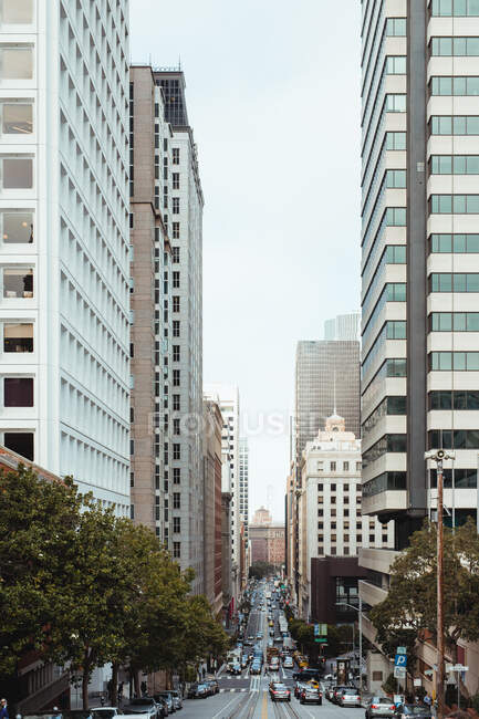 Городской пейзаж улиц Сан-Франциско — стоковое фото