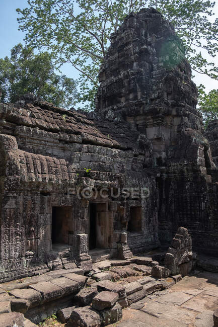 Picturesque scenery of ruins of religious temple — Stock Photo